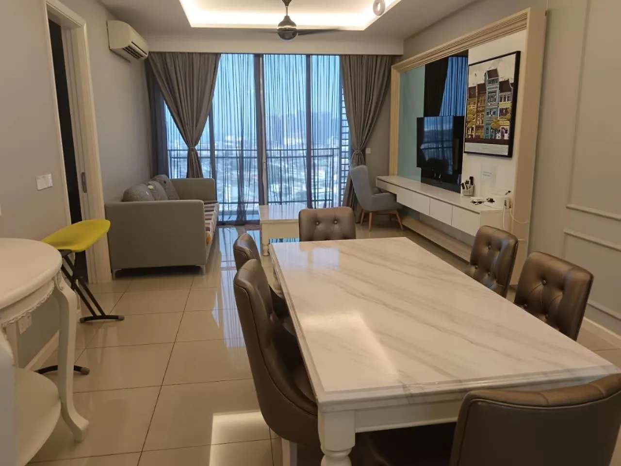 Cozy 3-Bedroom Apartment With Swimming Pool Malacca Malaysia